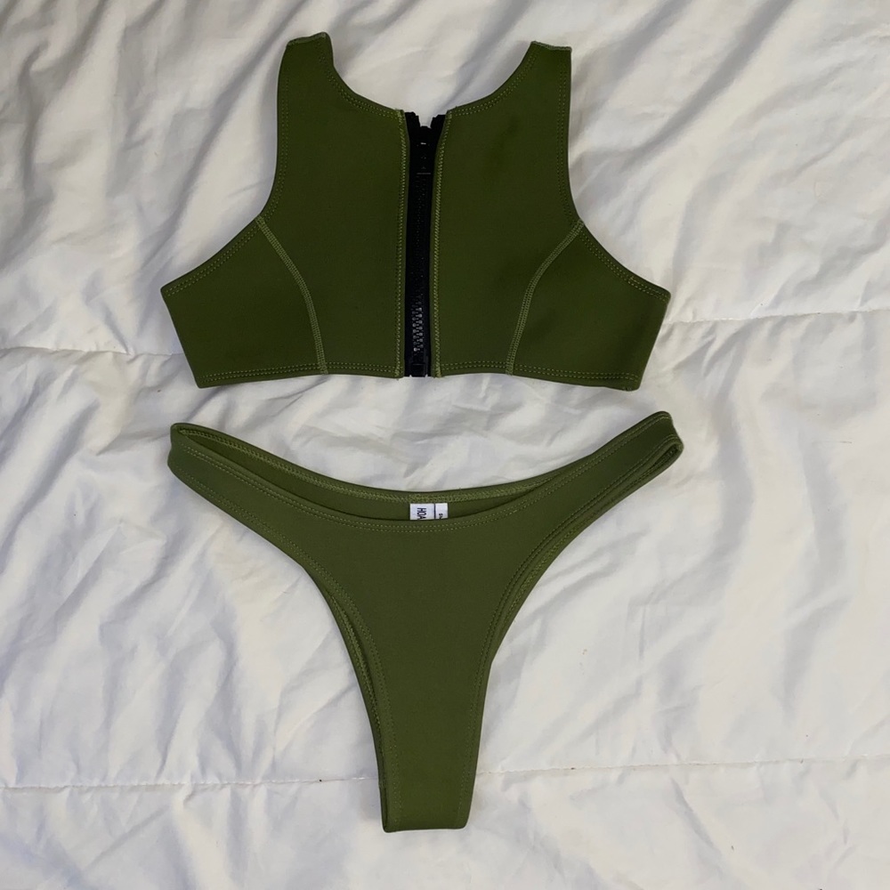 NWT HOAKA BIKINI